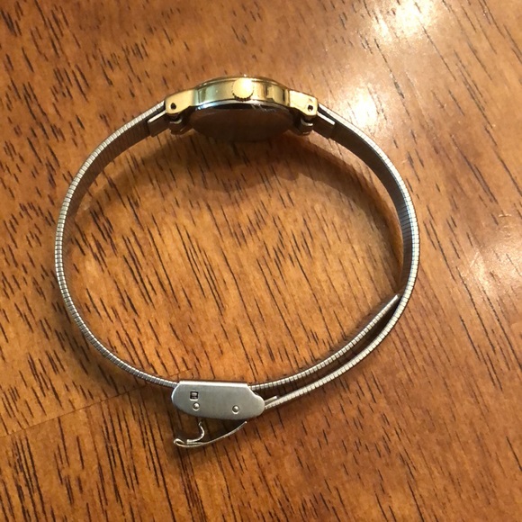 Ladies Lorus Quartz Watch-diamond accent - Picture 7 of 11